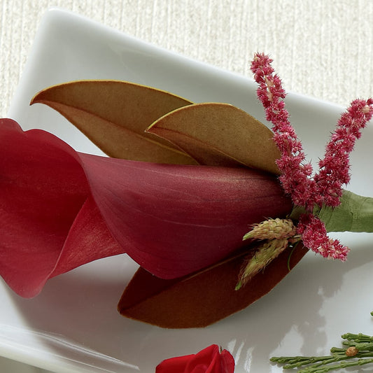 Red Calla Boutonniere – LESLIE'S FLOWERS & PARTY SUPPLIES, Howell NJ